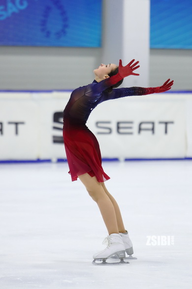 Polina DZSUMANYIJAZOVA