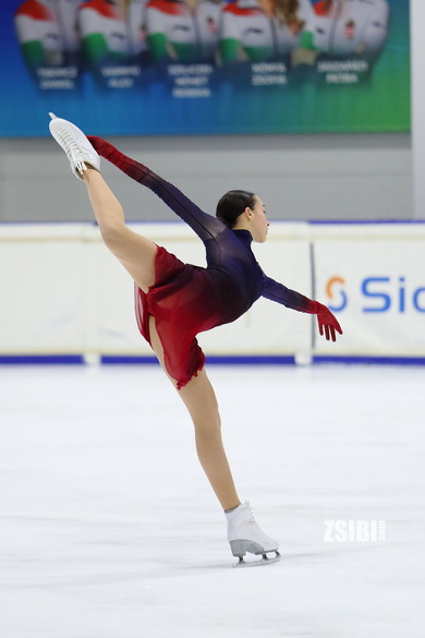 Polina DZSUMANYIJAZOVA