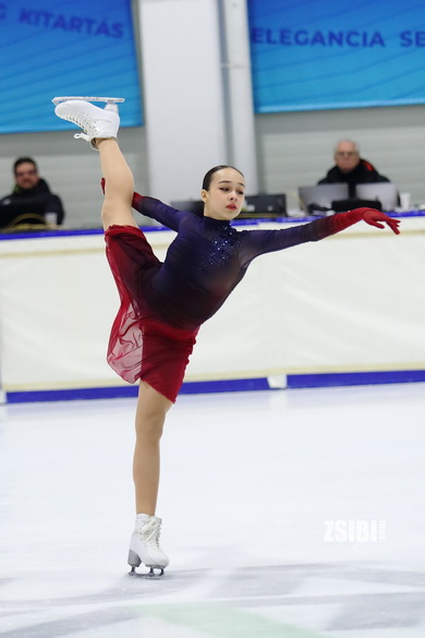 Polina DZSUMANYIJAZOVA