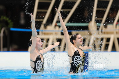 Vörös Dorka, Vitéz Viola