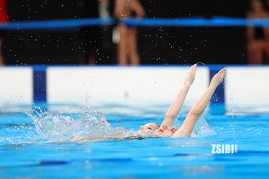 Vörös Dorka, Vitéz Viola