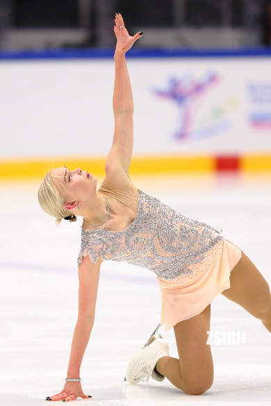 Nataly LANGERBAUR